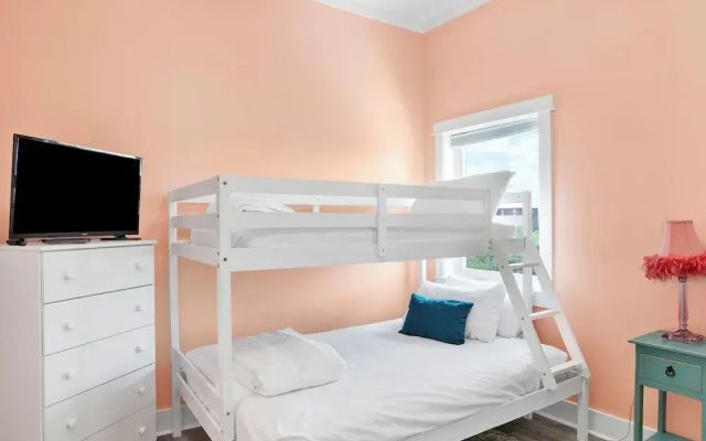 Barefeet Retreat by Southern Vacation Rentals