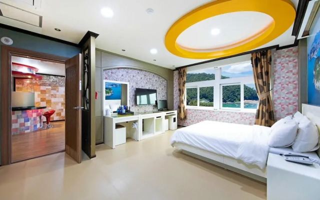 Yeosu The King Pension