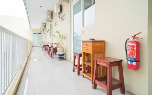 RedDoorz near Suncity Mall Sidoarjo