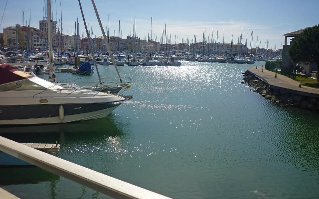 Port Brescou II