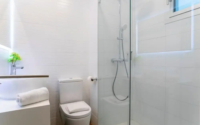 Duplex With Terrace in Sta Cruz. Santa Teresa Viii