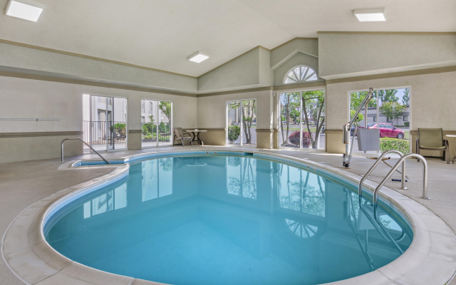 Best Western Plus Inn at Valley View