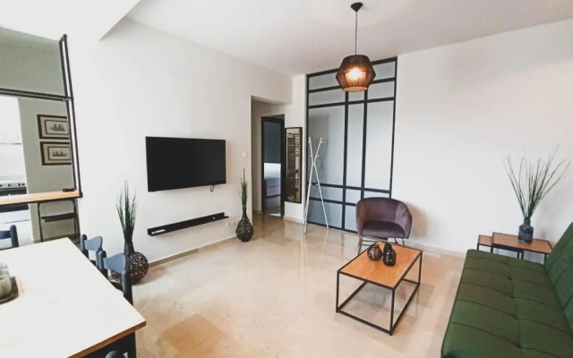 Sunlight - Volos City Center [Spacious Modern Apartments]