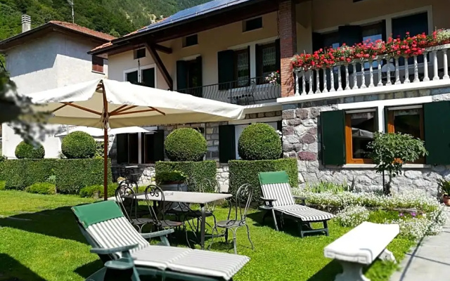 B&B Oltra