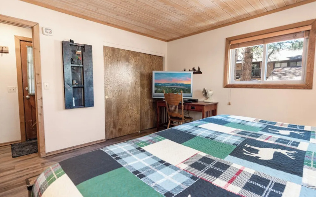 Summit Mountain Lodge