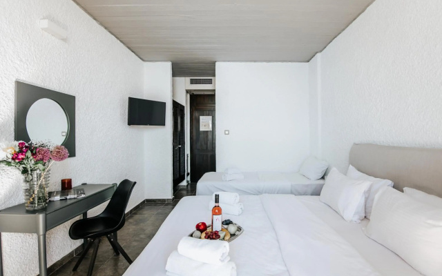 Apollo Resort