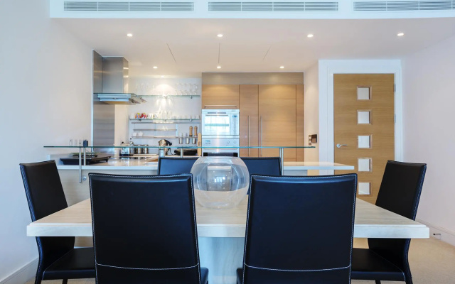Veeve  - Luxury 2 Bedroom Apartment - Chelsea Bridge Wharf