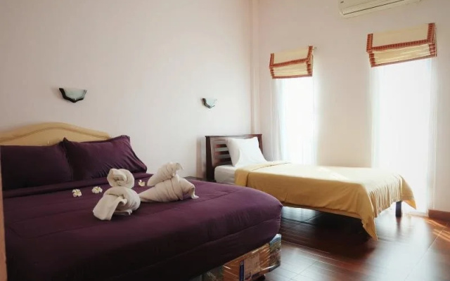 Reaun Araya Hotel