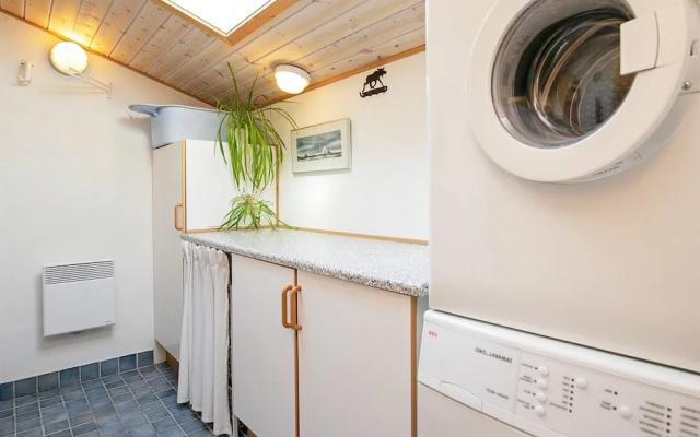 6 Person Holiday Home in Væggerløse