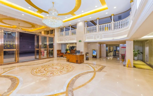 Vienna Hotel (Dongguan Huangjiang Metro Station Branch)