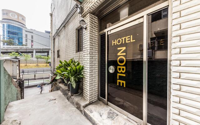HOTEL NOBLE Yongsan Сеул вид на фасад