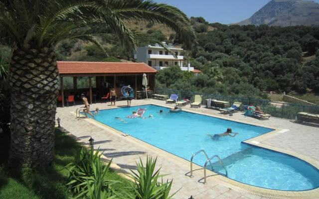 Panorama Studios and Apartments