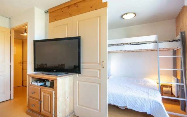 Apartment in Saint-sorlin With Mountain View