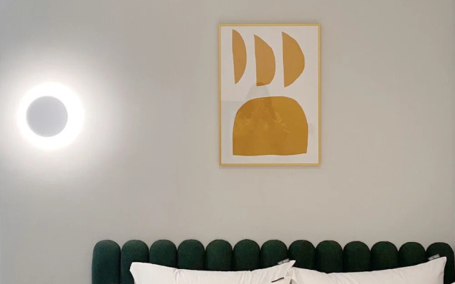 Seven Bricks Hotel