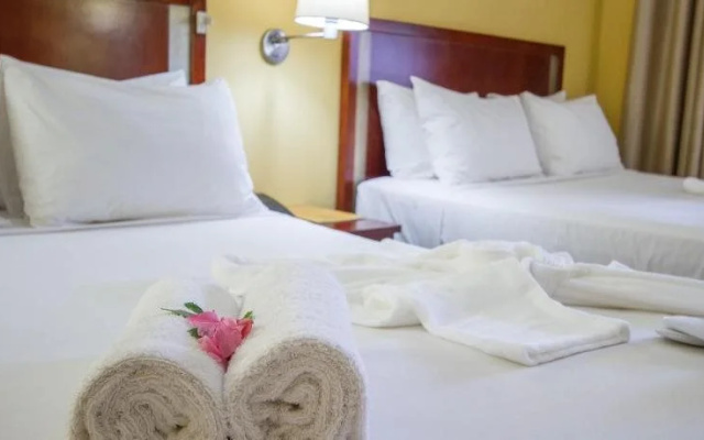 Cityblue Courtyard Hotel And Suites