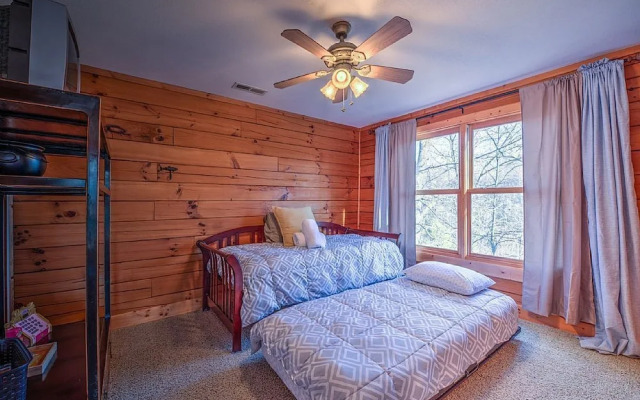 Sunrise Ridge - 3 Br Cabin
