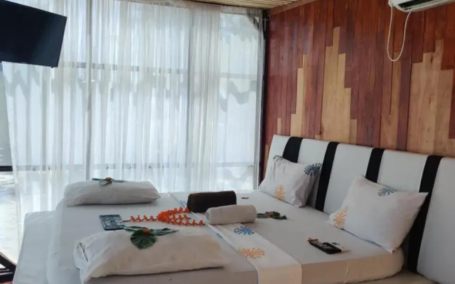 Mirror House Watamu