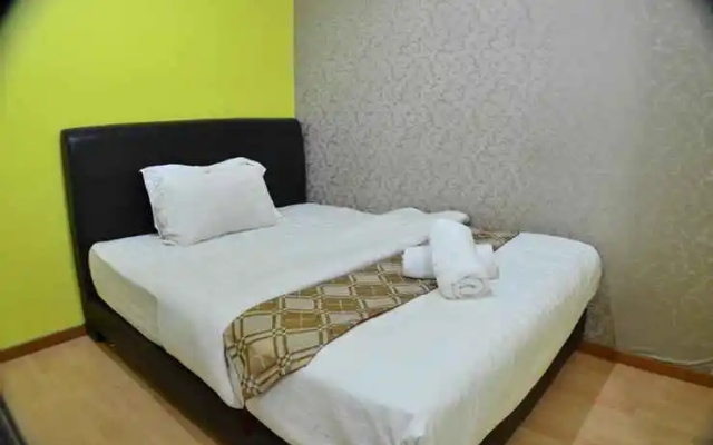 Hotel Zamburger Sungai Besi