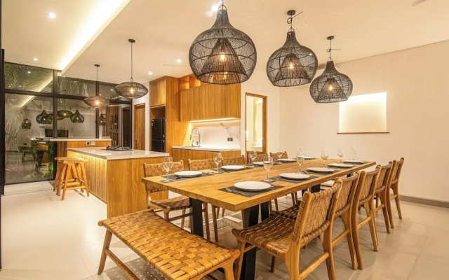Stunning 6BR Canggu Villa 400m From the Beach