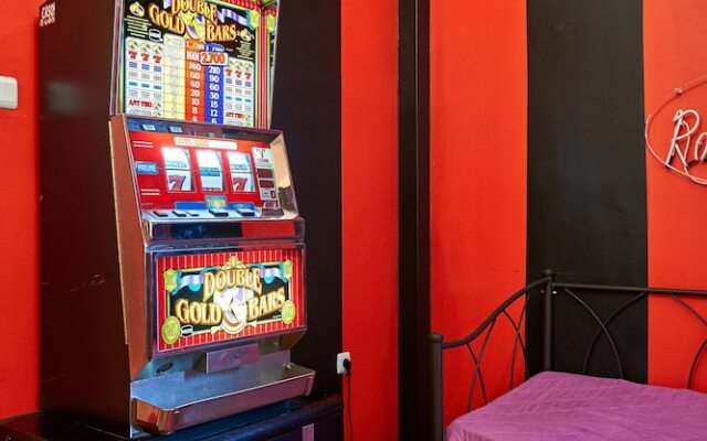 Отель Rock n' Roll 2 Double Bed Flat Греция, Афины - отзывы, цены и фото номеров - забронировать отель Rock n' Roll 2 Double Bed Flat онлайн