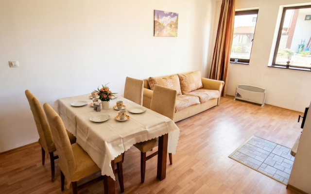 Penthouse Duplex Large 2 Bedroom MP1