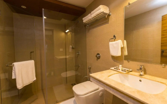 Grand Plaza Suites