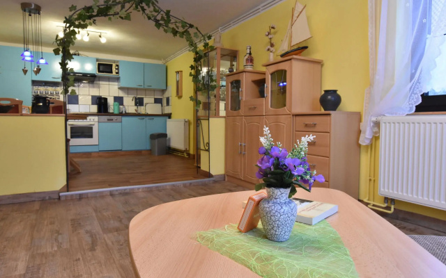 Cozy Apartment in Am Salzhaff Germany with Garden
