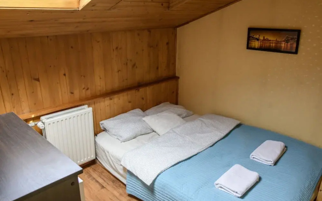 Old Town Folk Apartment