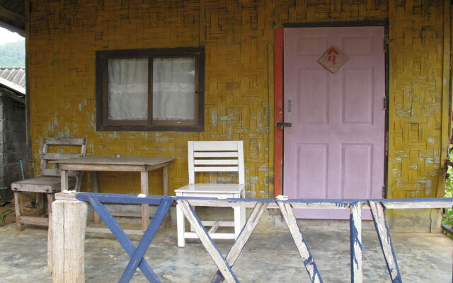 Отель Klong Jark Bungalow Ланта вид на фасад