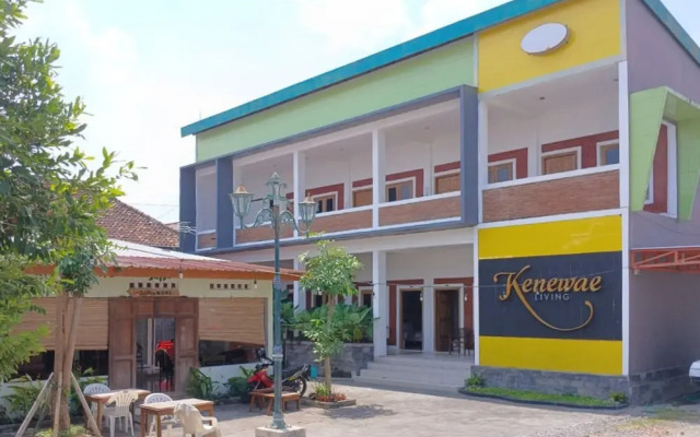 Kenewae Living Near Alun-Alun Wonosari Mitra RedDoorz