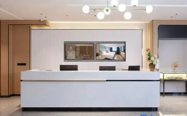 The Pakting Hotel