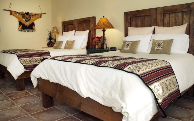 Tubac Country Inn