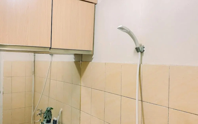 Comfortable And Homey 2Br Green Pramuka City Apartment