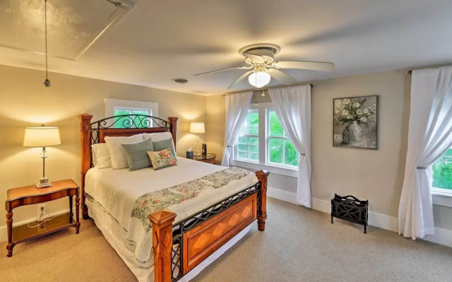 New Bern Home w/ Yard, Grill + Walkable Location