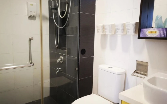 The Platino by YOYO Homestay