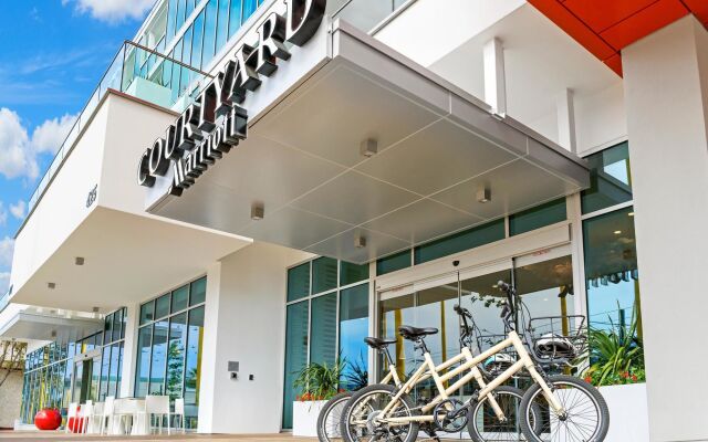 Courtyard by Marriott Santa Monica 1