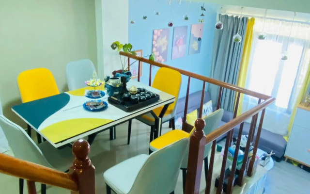 Er Jie's House