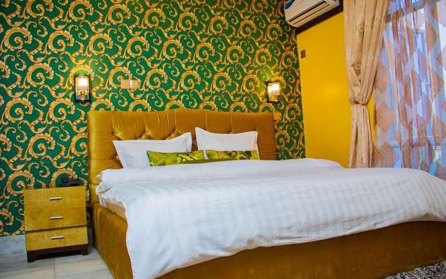 Benysta Hotels