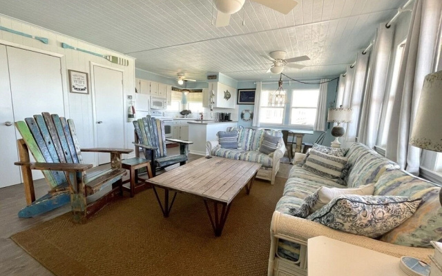 Bolivar Del Mar 3 Bedroom Home by RedAwning