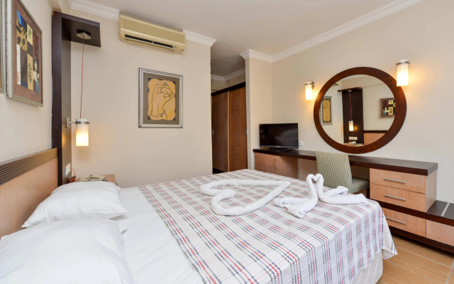 Bezay Hotel