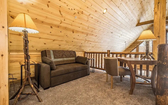 Honey Bear Hideaway by Taylor Made Deep Creek