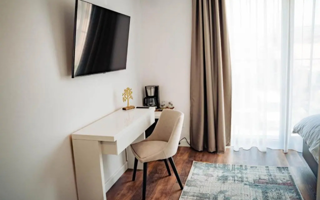 Hotel B4