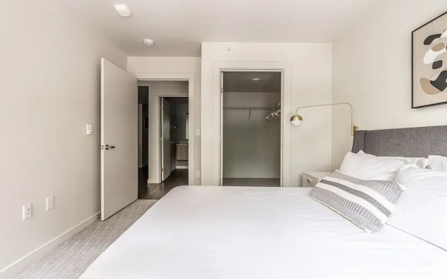 Sophari Downtown: Bellevue Apartments