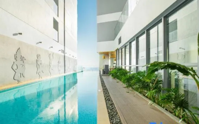 M-Ocean Panorama Nha Trang Apartment by SanVilla