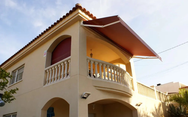 CUBELLES HLCLUB House