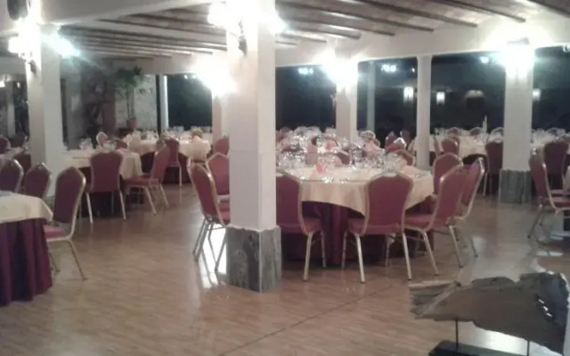 Los Pinos De Riopar