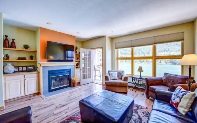 2 Bedroom Mountain Condo in Lakeside Village Near Keystone Lake with Complimentary Shuttle Service