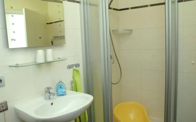 Comfortable Apartment in Pepelow near Sea