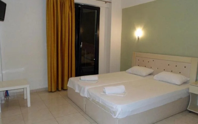 Hotel Enastron