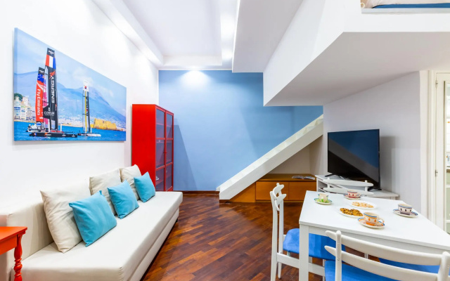 Mezzanine Studio in Mergellina by Wonderful Italy